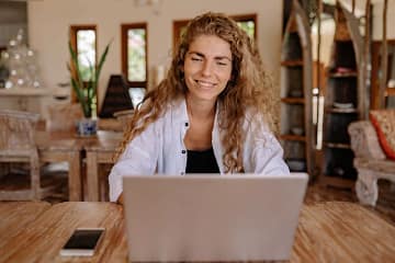 As 3 melhores IAs para produção de conteúdo para a sua empresa